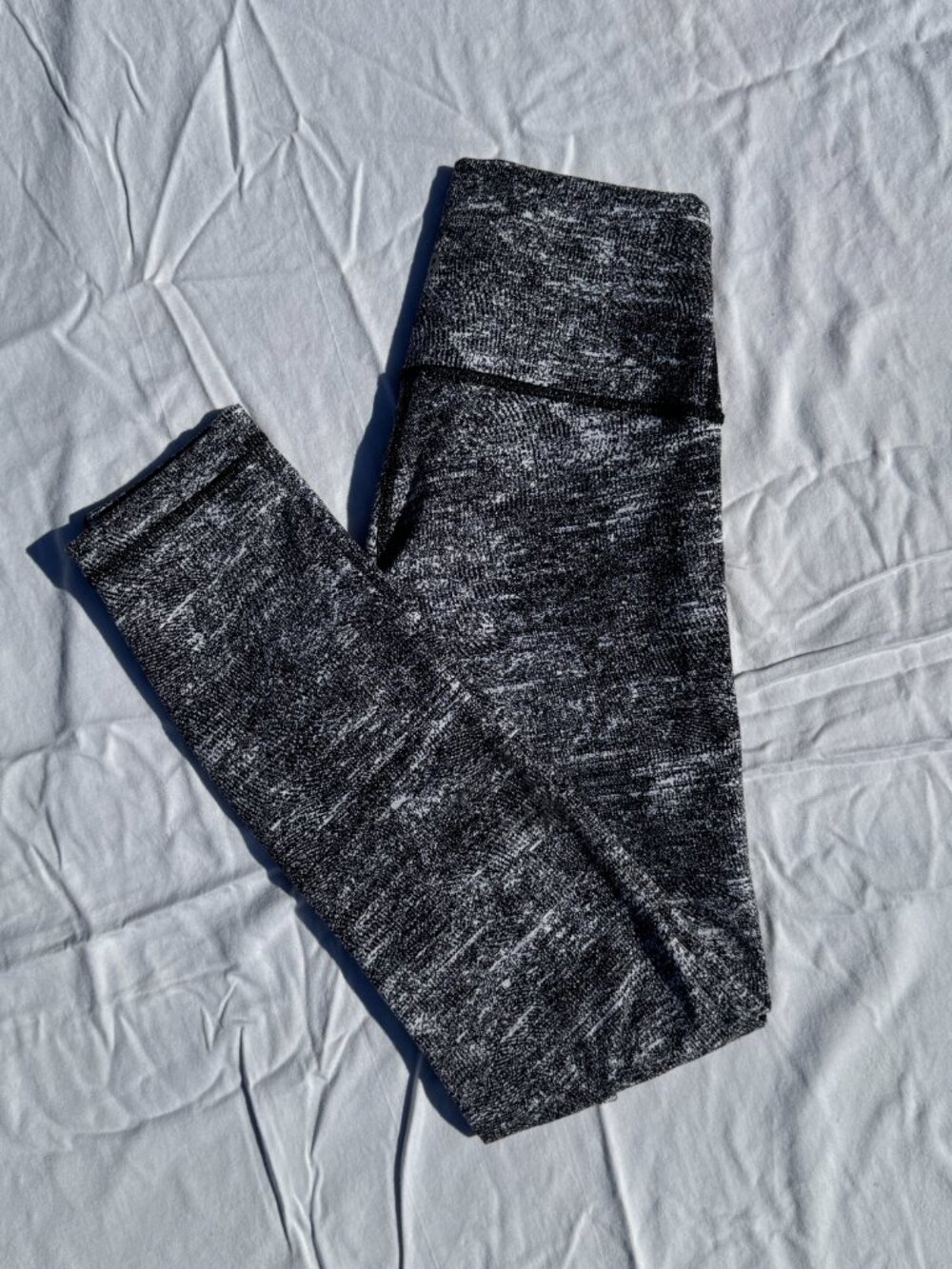 lululemon Black White Space Dye Leggings Women's Size 6